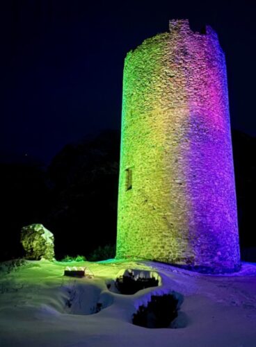 Una nuova illuminazione per la torre di Brissogne. “Si accenderà di colori per le giornate mondiali”