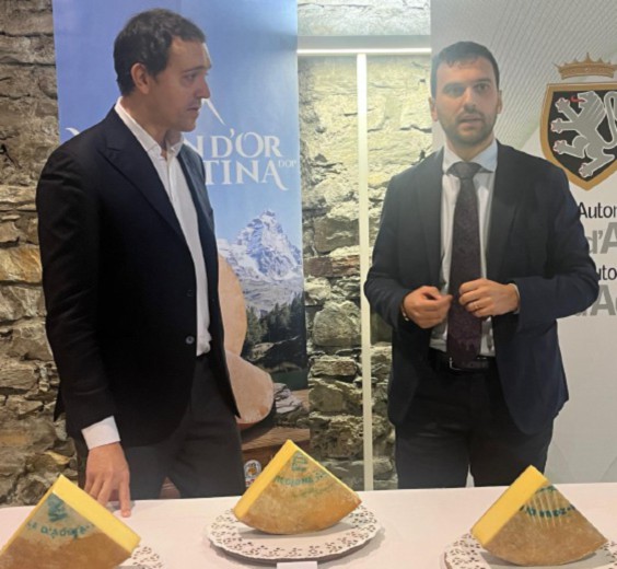 Modon d’Or: a Issogne la premiazione delle migliori Fontine d’alpeggio del 2024