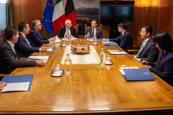 Taiwan, scambi commerciali e offerte turistiche Delegazione in visita alla Regione e alla Cogne