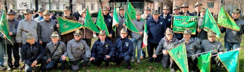 Una nutrita delegazione della Sezione Valdostana dell’Associazione Nazionale Alpini è stata a Milano per la Messa nel Duomo in memoria dei caduti