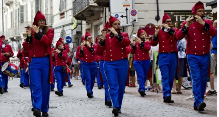 I Pifferi e Tamburi di Baio Dora alla “Rome Parade” di Capodanno
