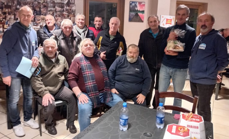 Torneo di belote dell’Avis Grand Combin. La tappa di Allein vinta da Luigi Manella
