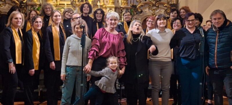 L’esibizione del coro gospel Black Inside a Champdepraz sabato scorso, 21 dicembre, nella chiesa di San Francesco di Sales ha concluso gli eventi dell’anno proposti dalla Biblioteca
