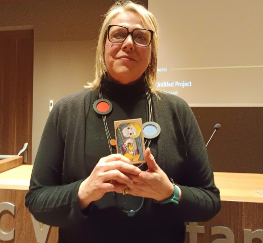Il ciondolo Asiv è firmato da Sonia Biagiotti
