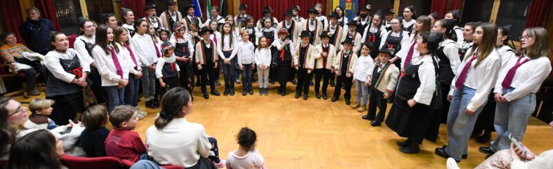Concerto delle feste in Municipio a Cogne 1