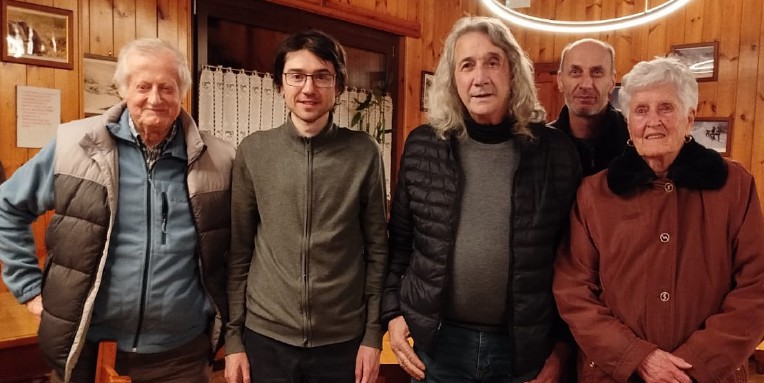 BELOTE, A LEVEROGNE ORIETTA SAPINET