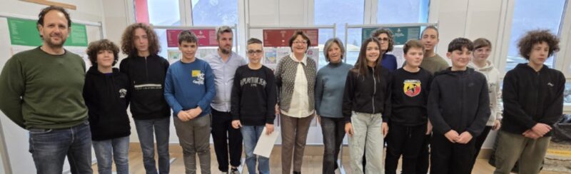 Una rappresentanza degli studenti e degli insegnanti alla presentazione del progetto mercoledì scorso, 22 gennaio