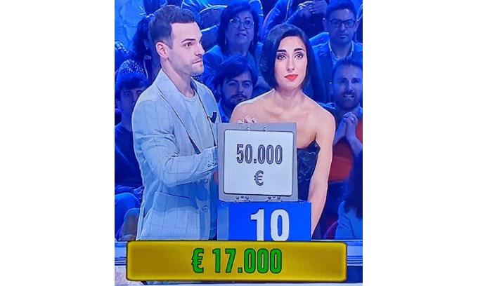 Coppia di Quart vince 17mila euro ad “Affari tuoi”