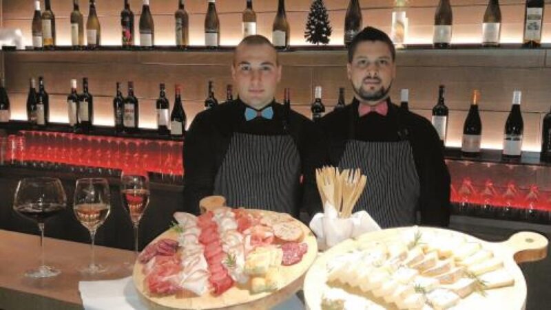 Vinothèque, al Billia aperitivi di classe In vetrina il meglio dei vini valdostani