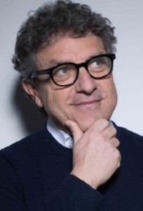 “Tutto sull’amore e altre stranezze” con Claudio Calì