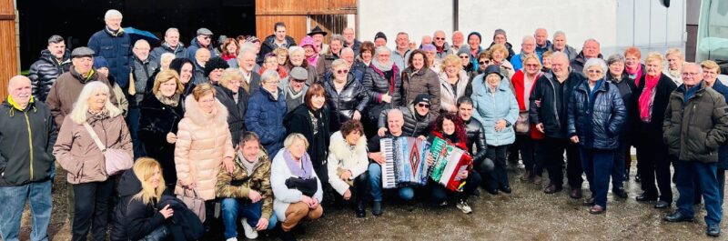 I partecipanti alla gita enogastronomica organizzata nell’alessandrino domenica scorsa, 9 febbraio, dall’Associazione Les Amis de la Table Ronde
