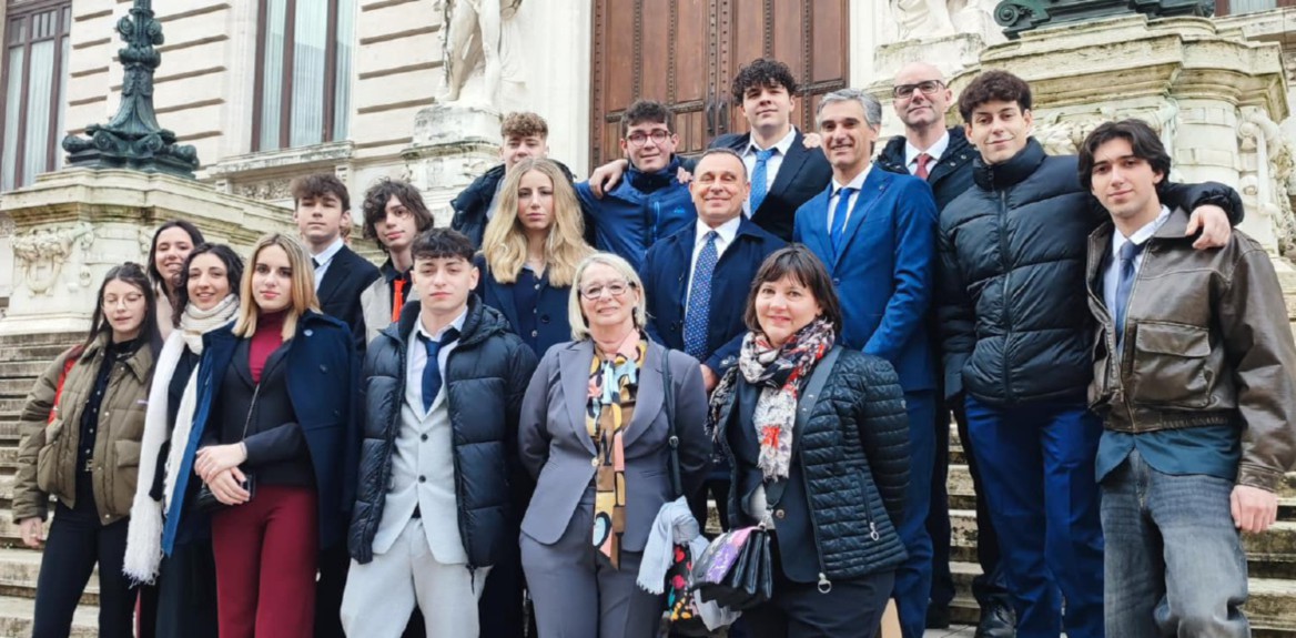 I ragazzi di Issogne in visita a Roma ai palazzi della Camera e del Senato