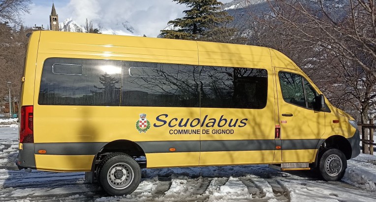 Il Comune di Gignod ha acquistato un nuovo scuolabus da 107mila euro