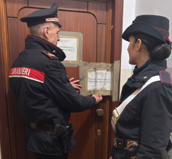 St-Vincent, favoreggiamento della prostituzione: alloggio sequestrato dai carabinieri