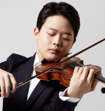 Paganiniana, alla Saison Culturelle il virtuoso del violino Nurie Chung