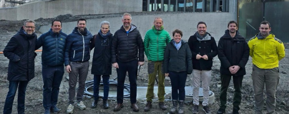 Delegazione valdostana in visita al cantiere del nuovo parco a tema sui cani San Bernardo