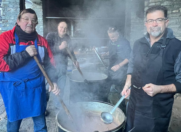 La fagiolata e la tombola dei torcettoni a Lillianes per la festa dedicata a San Vincenzo