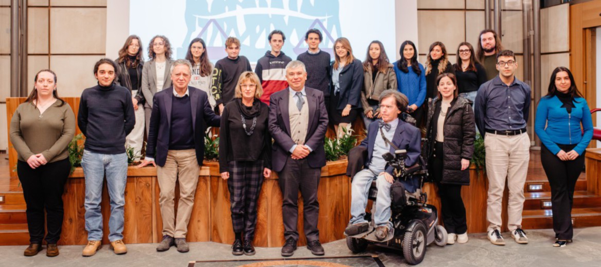 Nando dalla Chiesa ha inaugurato ad Aosta il corso “Giovani ambasciatori della legalità”