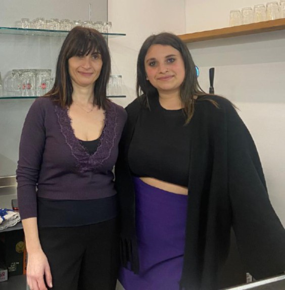 Roisan, la Bouteucca Da Manu raddoppia con il Bar Sottobanco. Oggi, sabato 15 febbraio, l’inaugurazione del rinnovato locale
