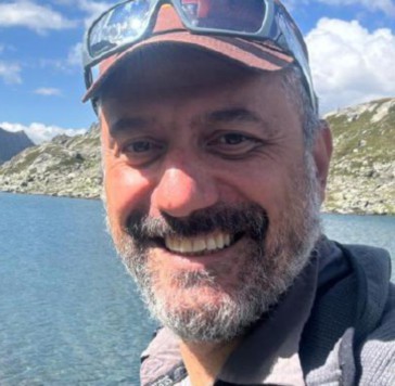«Il Pcp in Comune prosegue il suo lavoro». Ma volano gli stracci tra scambi di accuse