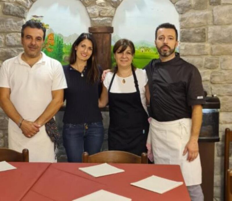 Il sindaco di Roma Virginia Raggi ad Aosta Cene a base di pesce e visite «vintage»