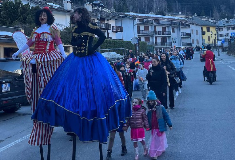Carnevale dei bambini a Pré-Saint-Didier lunedì scorso, 3 marzo
