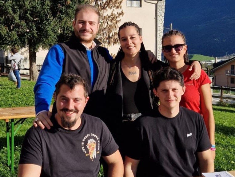 “Les Mabouls” per vivacizzare St-Christophe. Si presenta la nuova associazione giovanile