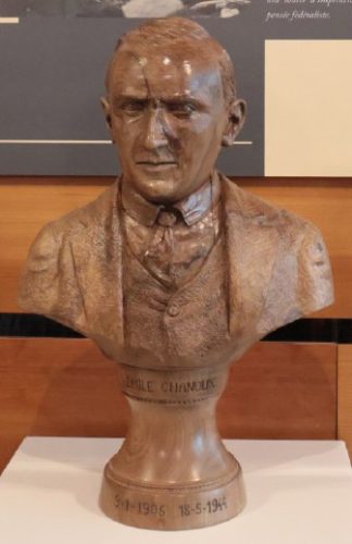Dévoilé un buste d’Emile Chanoux dans le foyer du Conseil de la Vallée