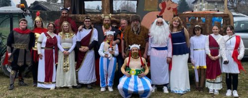 Asterix e Obelix hanno portato tanta allegria lo scorso fine settimana al Carnevale di Champdepraz