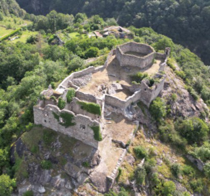 Recupero del castello dei Signori di Pont-Saint-Martin: una serata sui risultati e le prospettive future