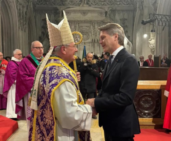 Il Vescovo di Aosta ha celebrato la Messa nell’Abbazia di Hautecombe in suffragio degli ultimi sovrani d’Italia