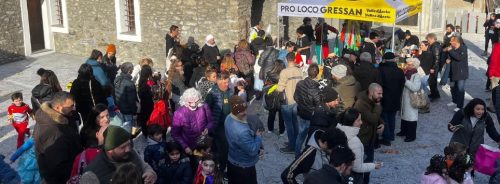 Successo a Gressan per la festa di Carnevale con Pro Loco e Arlecchini