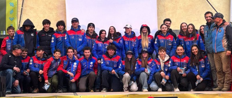 Festa di fine stagione per lo Sci Club Crammont sabato scorso, 12 aprile, a Pré-Saint- Didier