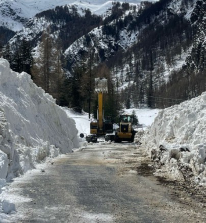 Disagi anche a Cogne per la neve e l’interruzione dell’energia elettrica