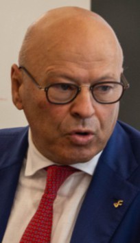 «Per le future nomine Finaosta si appoggerà ad una società per reclutare competenze»