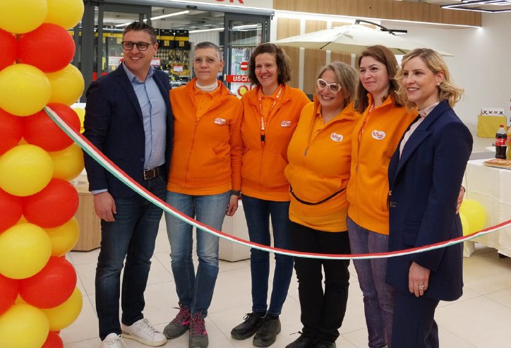 Sono stati inaugurati giovedì scorso, 27 marzo, a Châtillon il Conad Pet Store e il BricoOk