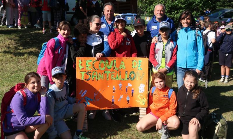 I bambini di Châtillon presenti ieri, venerdì 23 maggio, a Brissogne