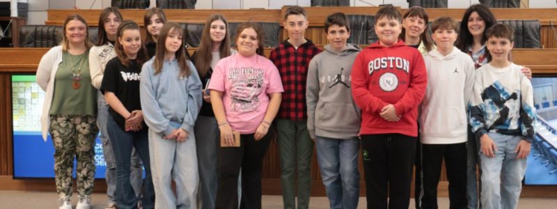 LA SECONDA C DELLA SCUOLA MEDIA DI MORGEX IN CONSIGLIO VALLE