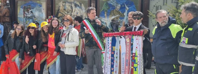La Thuile, patronale con le pouette e i coscritti 1