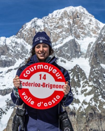 La Salle consegna le chiavi del paese a Federica Brignone