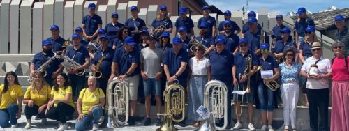 Una gita “musicale” per la Banda di Riddes con concerto in piazza e pranzo a Gressan