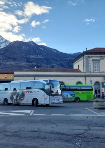 Abbonamento unico per pullman e treno fino a Torino: i nuovi «Special»