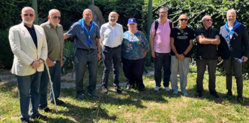 Alcuni dei partecipanti all'assemblea con da sinistra Giuseppe Corradino, Pierantonio Sapino, Alberto Ragni, Vittorio Udali, Franca Blus, Claudio Dalle, Umberto Mattone, Gianfranco Ialongo e Umberto Albarosa