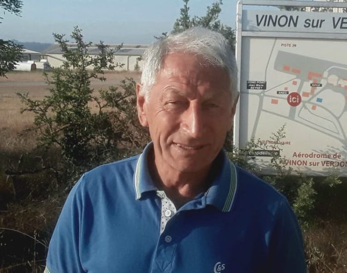 Precipita un aliante a Sarre, muore il pilota