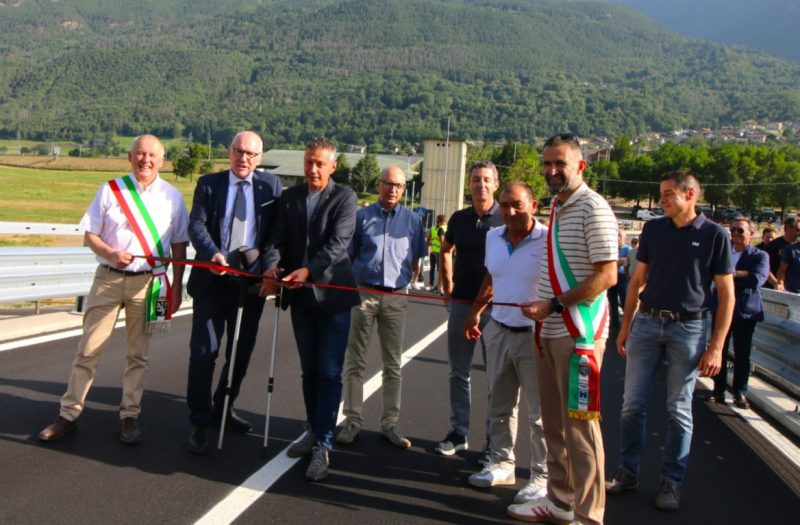 Inaugurato il ponte riqualificato che collega Quart e Brissogne