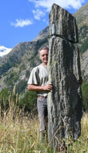 La pietra prende vita con Donato Savin. Si presenta la mostra diffusa a Cogne