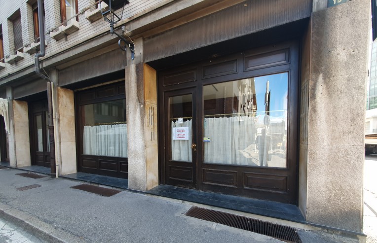 Lo storico Bar de La Vallée all’ombra della Regione verso una seconda vita