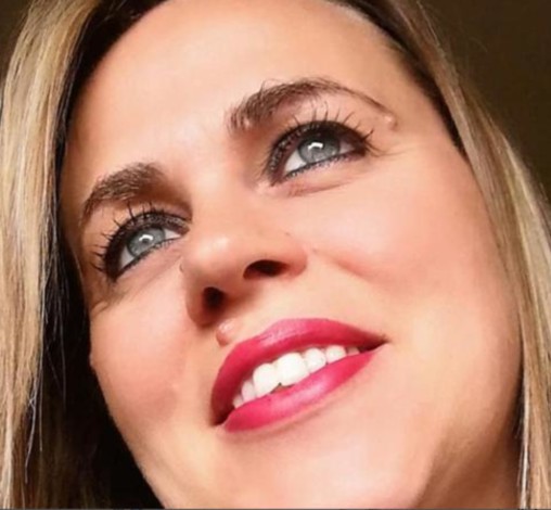 Oltre 500 persone ai funerali di Sara Nichele