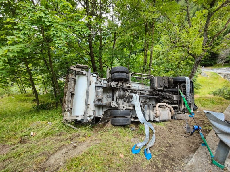 Camion fuori strada a Gressoney-Saint-Jean