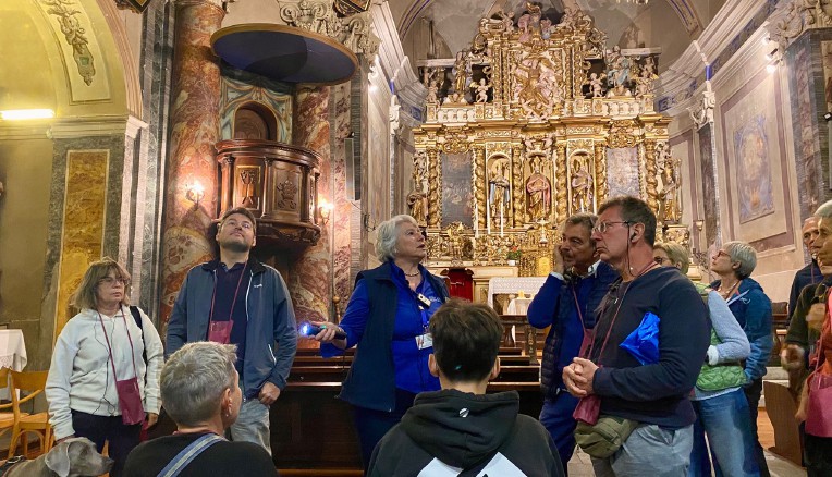 «Passeggiando Avise» sabato scorso